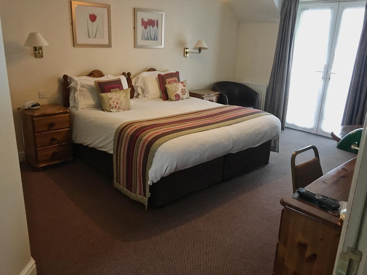 The Tally Ho Hotel - B&B Bicester Esterno foto