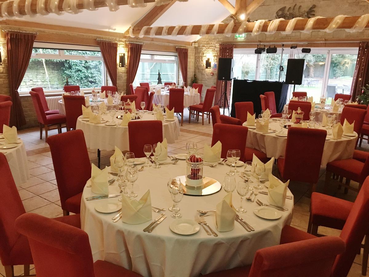 The Tally Ho Hotel - B&B Bicester Esterno foto
